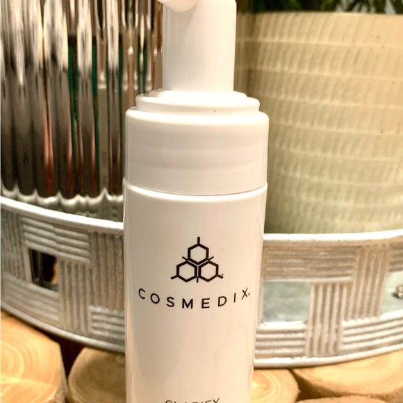 COSMEDIX Clarify Salicylic Acid Foaming Cleanser NIB - Picture 5 of 5